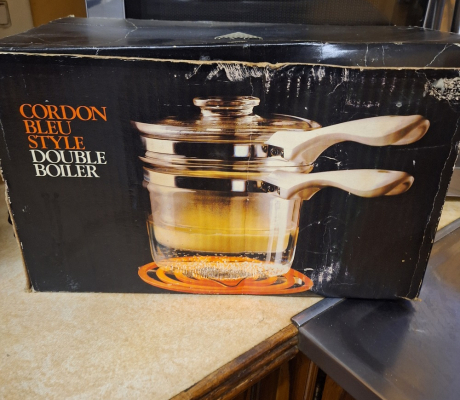 (ALB - 123) GORDON BLEU GLASS DOUBLE COOKER  R80