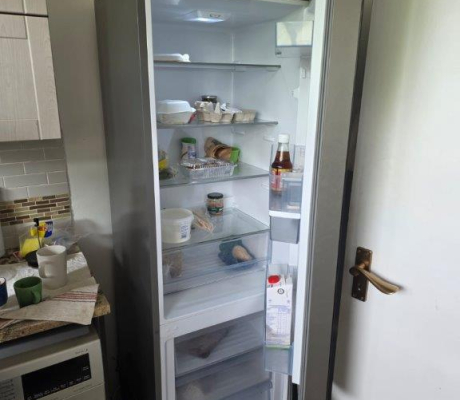 (BI35) Hisense Fridge freezer