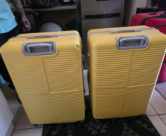 (M31) Set of 2 Yellow luggage bag