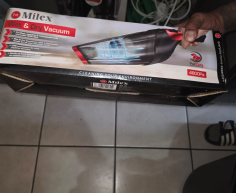 (M32) Hand vacuum