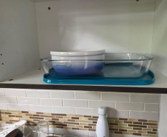 (BI49) Pyrex with blue lid